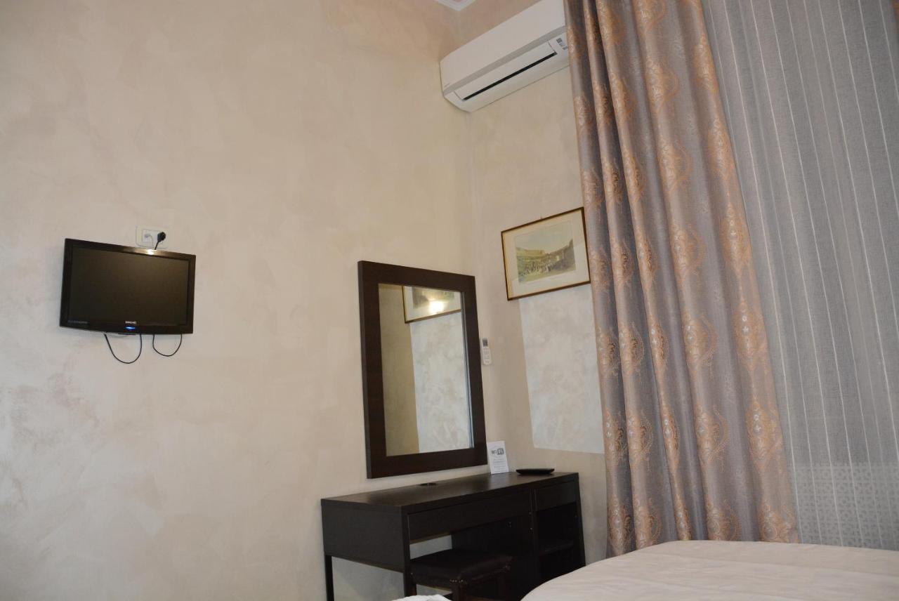 Roma Carina Hotel Eksteriør billede
