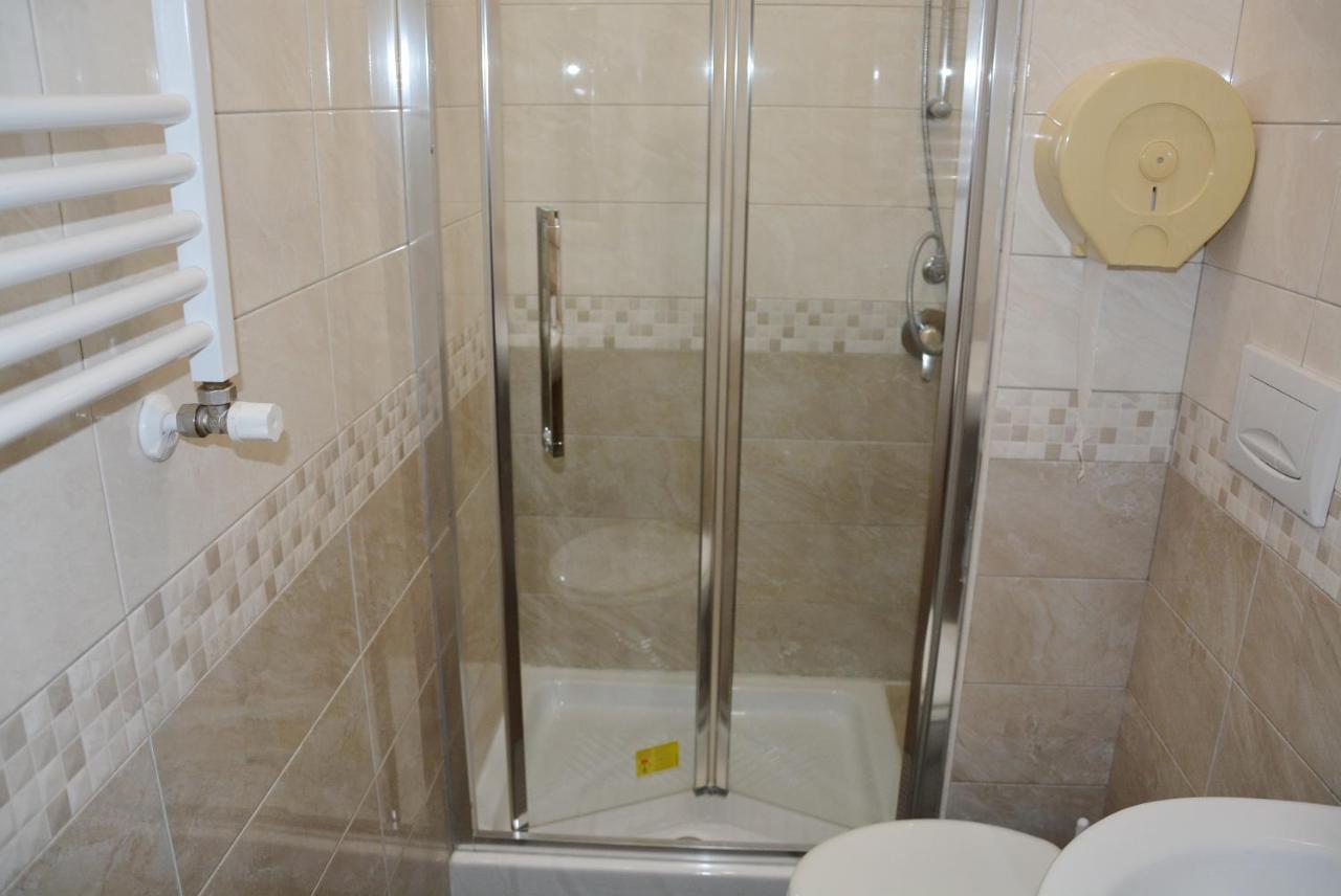 Roma Carina Hotel Eksteriør billede